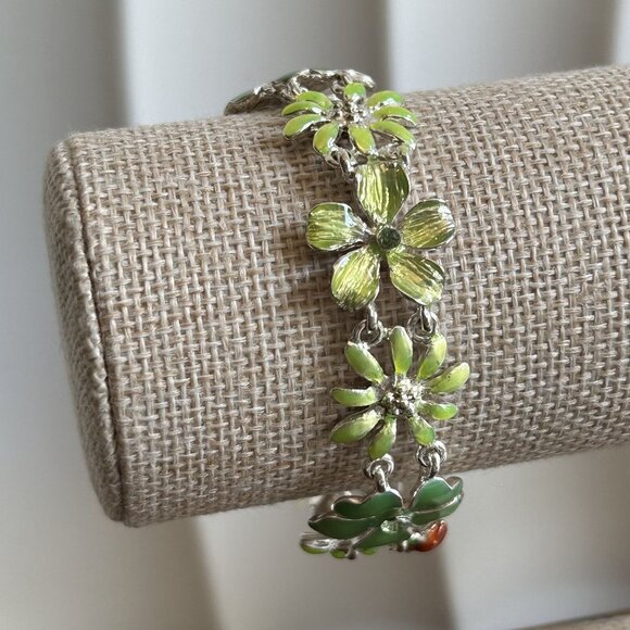 NWT Dillards Silver Green Flower Ladybug Bracelet 7" Sensitive Skin Rhinestones - Picture 9 of 11